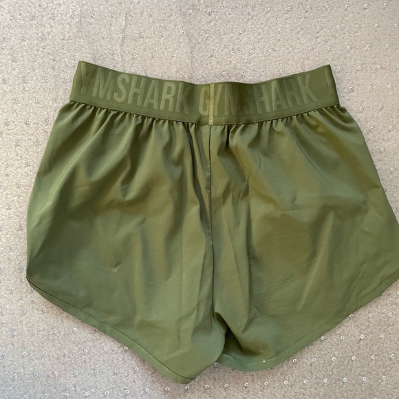 ❌SOLD❌ Gymshark Training Loose Fit Shorts-Green - Picture 2 of 3